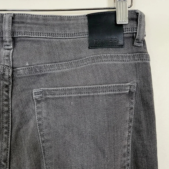 DU/ER | WOMEN'S SKINNY JEANS IN GRAY WASH - Picture 14 of 16